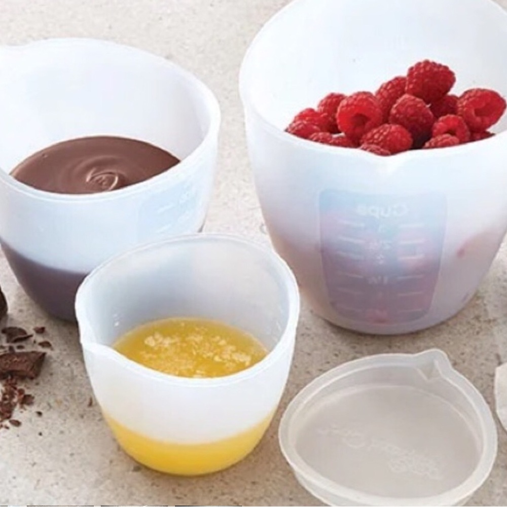 Pampered Chef Silicone Prep Bowls Nesting Set with Lids